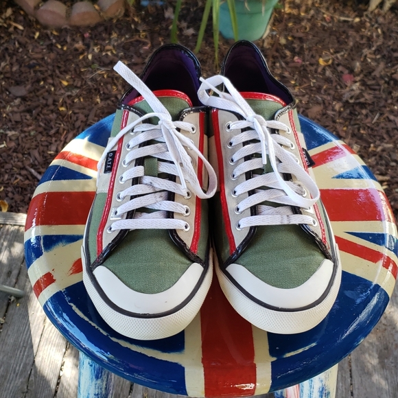 date premium sneakers